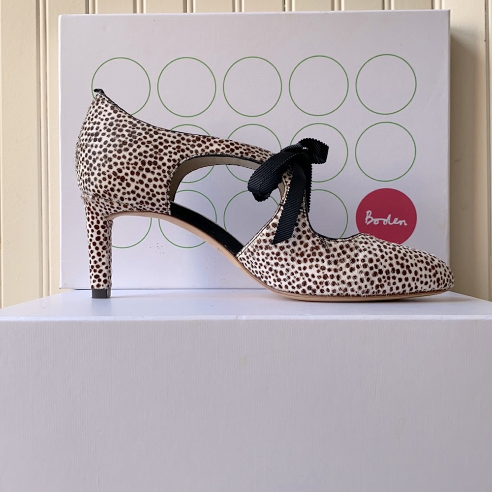 Boden Lillie Mid Heels. Size 37, 6.5 Mini spot, deep brown & ivory.EUC